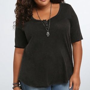 torrid size 2 Mineral Wash Henley Tee